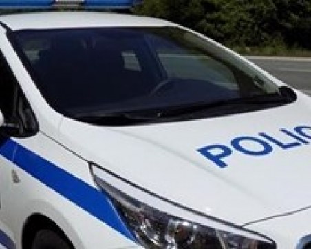 Пиян турист вилня в хотел на Черноморието, арестуваха го чисто гол