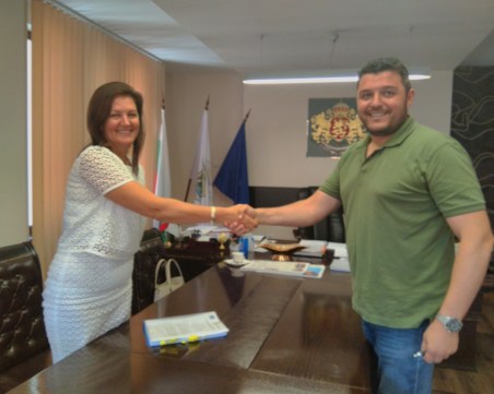 Изграждат детски площадки и зона за отдих в три села край Пловдив