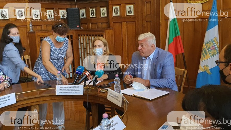 Министърът на туризма в Пловдив: Искаме да се разреши туризмът от Турция към България