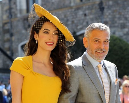 Джордж Клуни и съпругата му даряват 100 хил. долара на Бейрут след експлозията