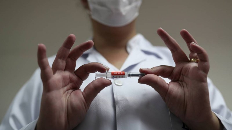 Бразилия отпуска 356 милиона долара за коронавирусна ваксина