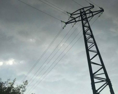 Пловдивско село без ток и вода от три часа, хората не знаят какво се случва