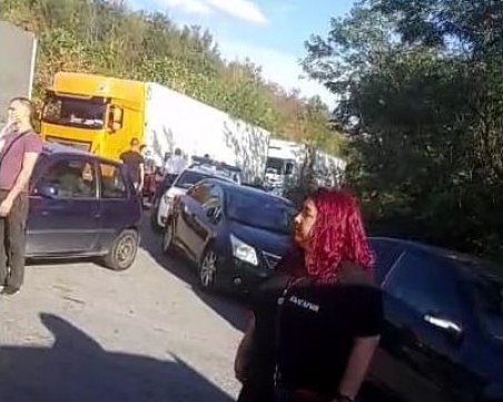 Старозагорци блокираха Прохода на Републиката НА ЖИВО