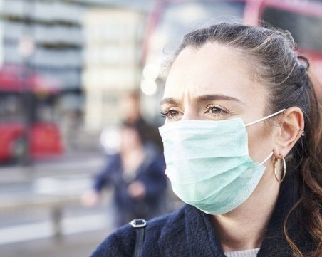 Засилване на правилата за маските: Скоро може да станат задължителни и на открито