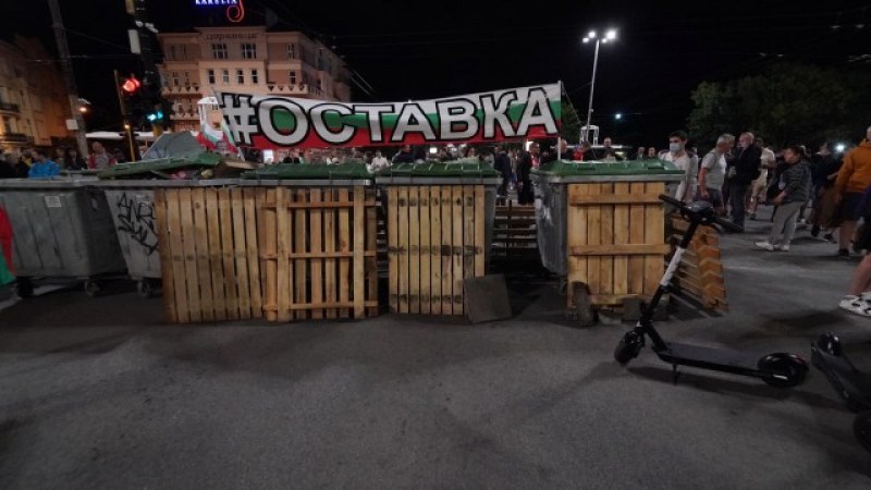 Борисов нареди: Без акции срещу барикадите в София