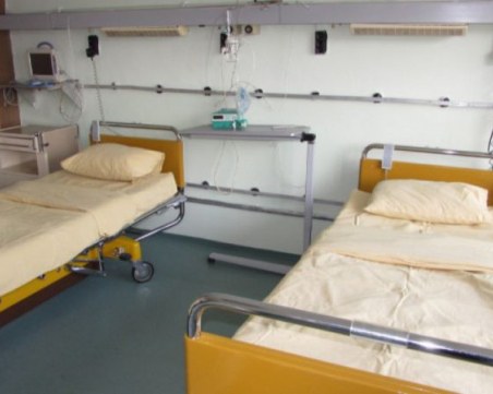 Има опасност общински болници да затворят