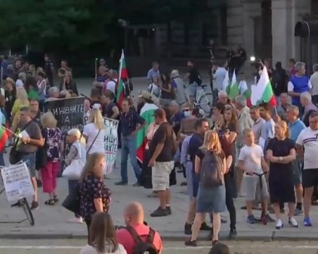 Минчо Спасов сезирал прокуратурата за премахването на барикадите