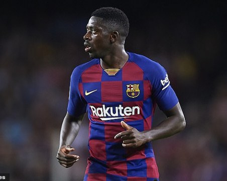 Юнайтед иска нападател от Барселона