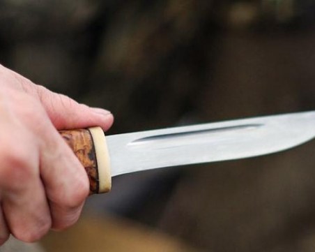 18-годишен изкара нож на дете, за да му вземе 80-те стотинки в Бургас