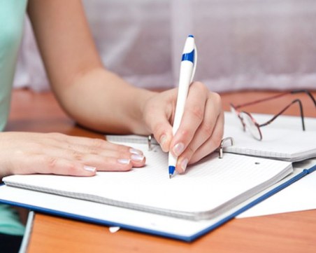 Днес празнуват левичарите, вижте любопитни факти за тях