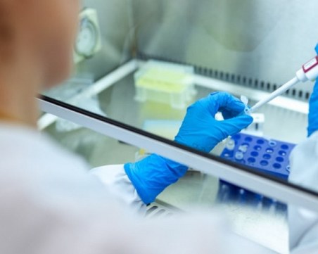 Изследват всички в Спешна помощ в Пазарджик, заради 6 заразени с коронавирус служители