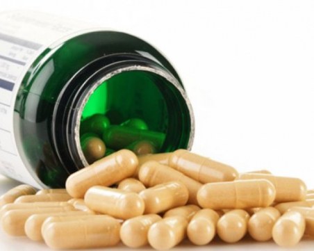 Млада жена е с опасност за живота, след като пила хранителни добавки