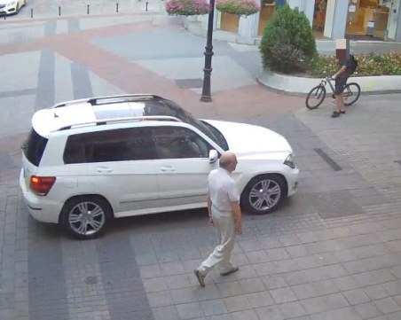 Шофьор с чужда регистрация нагази на Главната, търсят го, за да го глобят