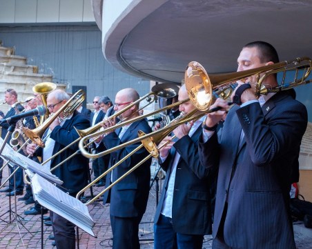 Духовият оркестър свири класика и евъргрийни безплатно в Цар Симеоновата градина