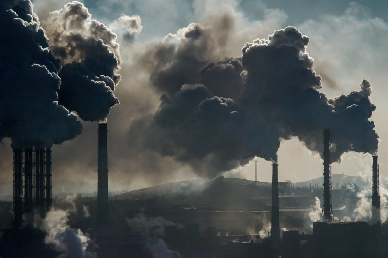 Учени: Замърсяването на въздуха намали продължителността на живота с почти 2 години