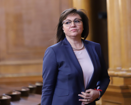 Нинова: Този парламент е изчерпан, не може да взима решения за Велико Народно събрание