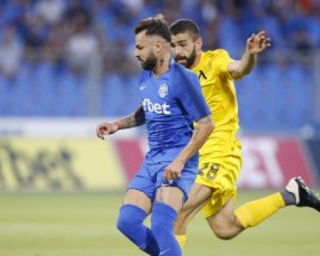 10 от Левски удържаха Арда в исторически мач