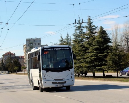 Без градски транспорт и до Строево, превозвачът отказа да удължи линия 25 до селото