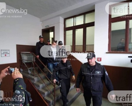 Осъденият за бруталното убийство на доцента в Пловдив иска по-лека присъда