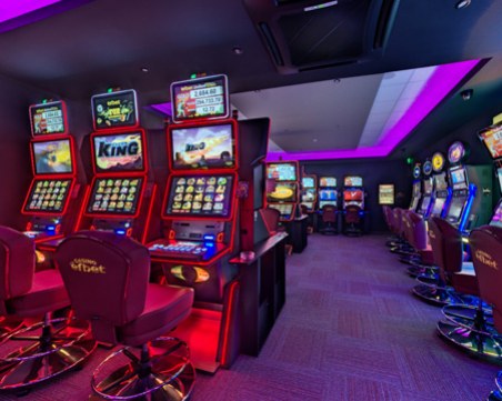 Собственик на игрална зала в Пловдив осъди държавата за 30 бона