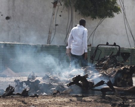 Взрив в хотел в Сомалия! Десетки са ранени
