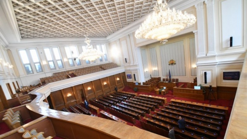 Нови законодатели предвижда проектът за Конституция на ГЕРБ