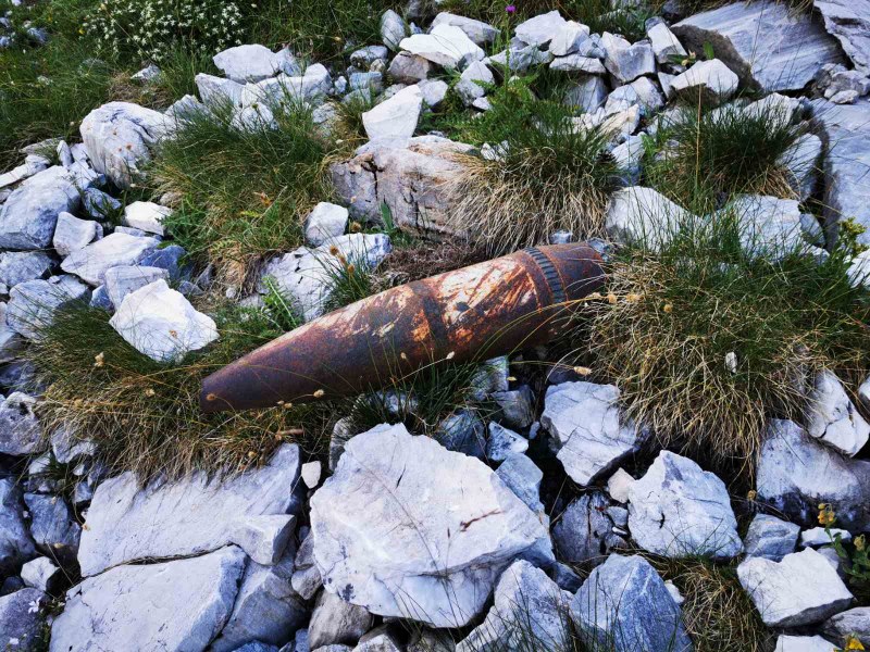 Откриха боеприпас в Пирин, отклоняват туристите