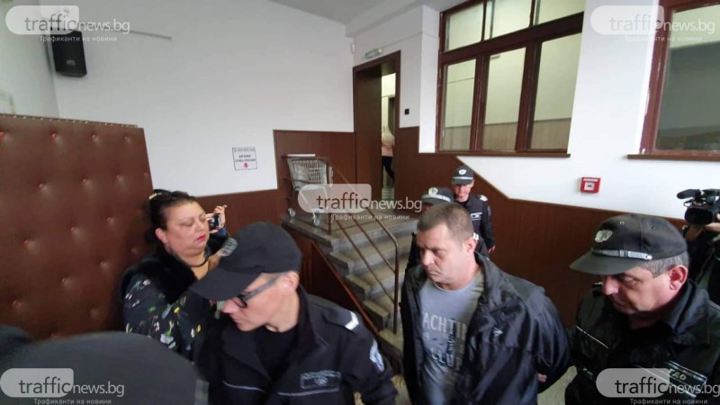 Закриха за журналисти делото за убийство на доцента в Пловдив, изнасяли 