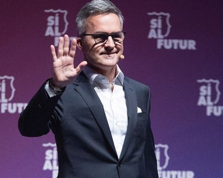 Куман може да се задържи в Барса само година