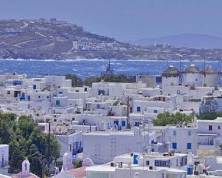 От днес: Задължителни маски в Халкидики и Миконос! Налагат драконовски мерки