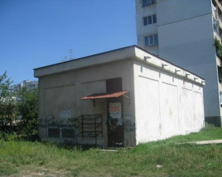 Трафопостът, в който бе открит казан за ракия, бил собственост на ЧЕЗ