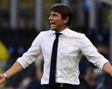 Антонио Конте си тръгва от Интер