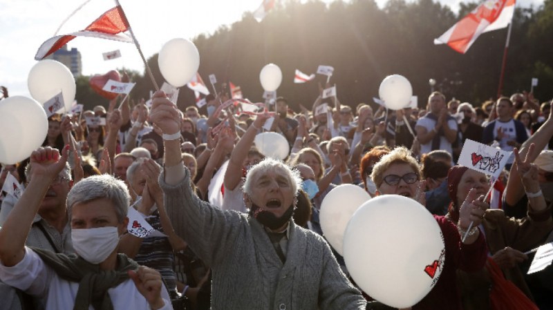 20 000 на пореден протест срещу Лукашенко в Минск