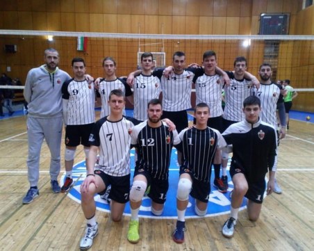 Волейболният Локомотив представя отбора на турнира за Купа Пловдив