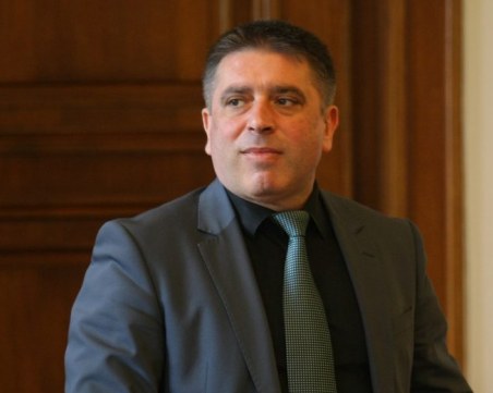 Данаил Кирилов: Даваме заявка за сериозен дебат за Конституцията, разчитаме на всички