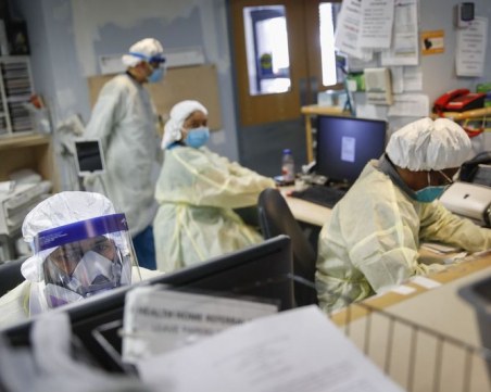 САЩ одобриха допълнително лечение за пациенти с COVID-19