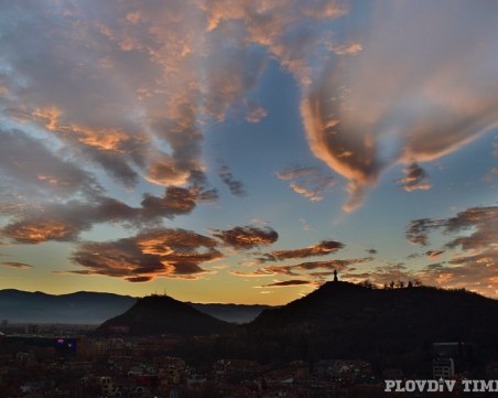 Жега под тепетата! Слънце и над 30 градуса