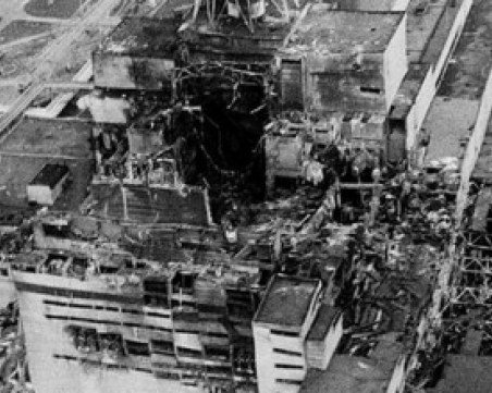 На този ден: Закрит е лагерът в Белене, заработва централата в Чернобил