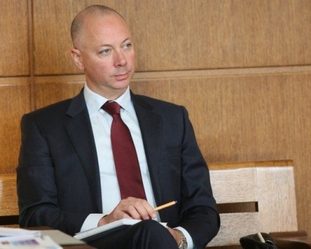 Транспортният министър: Оставките са личен акт, Борисов ги предлага в НС