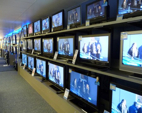 Пет неща, които трябва да имате предвид при покупката на бюджетен телевизор