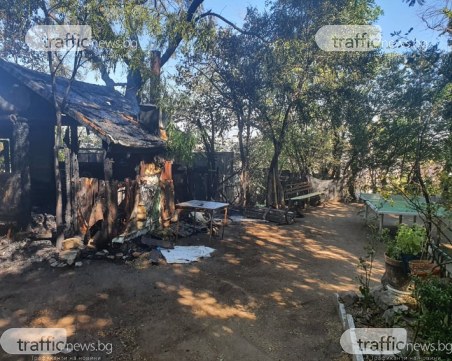 Стара постройка е горяла на Бунарджика, пожарът е загасен