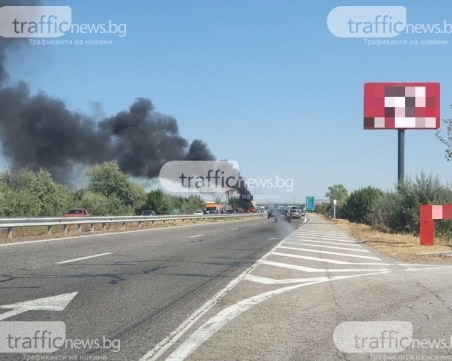 Четири коли са се нанизали на АМ Тракия, преглеждат бременна жена