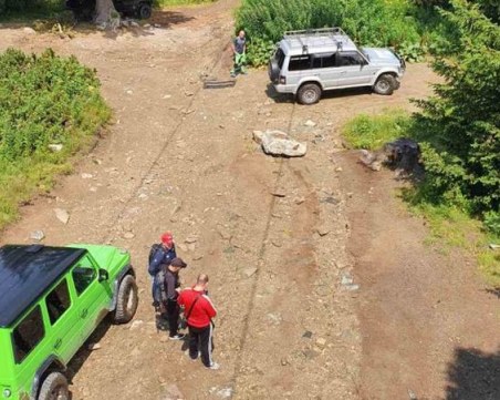 Шофьорите на джипове до Седемте рилски езера били в планината за гъби