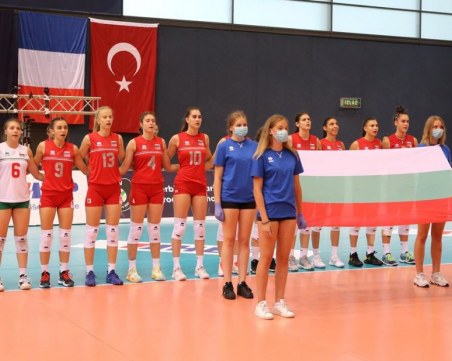 България U19 шеста в Европа с четири маричанки