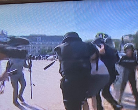 Арестуваха Големия Дамбовец на протеста, още петима от задържаните са криминално проявени