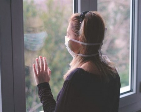 Карантината за COVID-19 да бъде съкратена от 14 на 5 дни