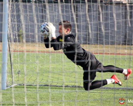 Трима контузени в Ботев