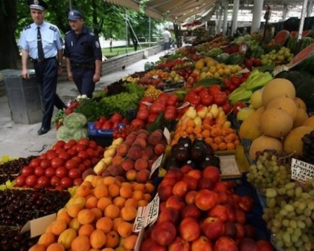 Започват масови проверки на открити пазари
