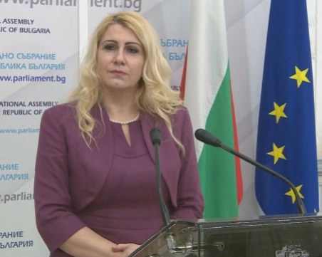 Ахладова: Съдебната система в България не е под външно влияние