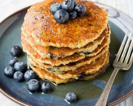 Идеалната закуска за спортисти – овесени палачинки